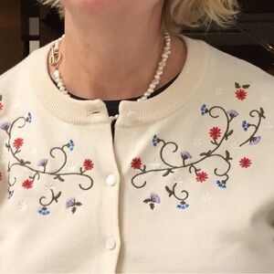 Lovely Floral Embroidery Cardigan